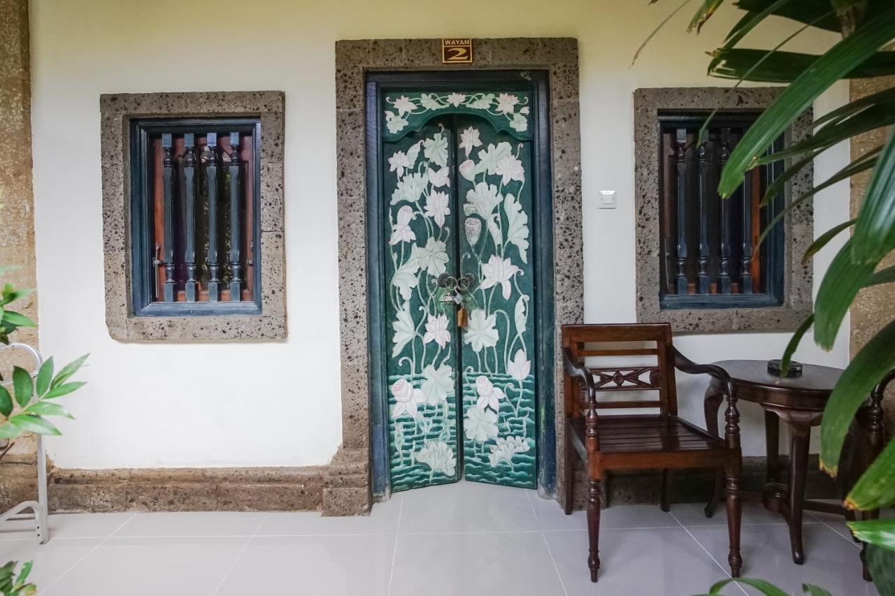 Wayan Guest house 2*